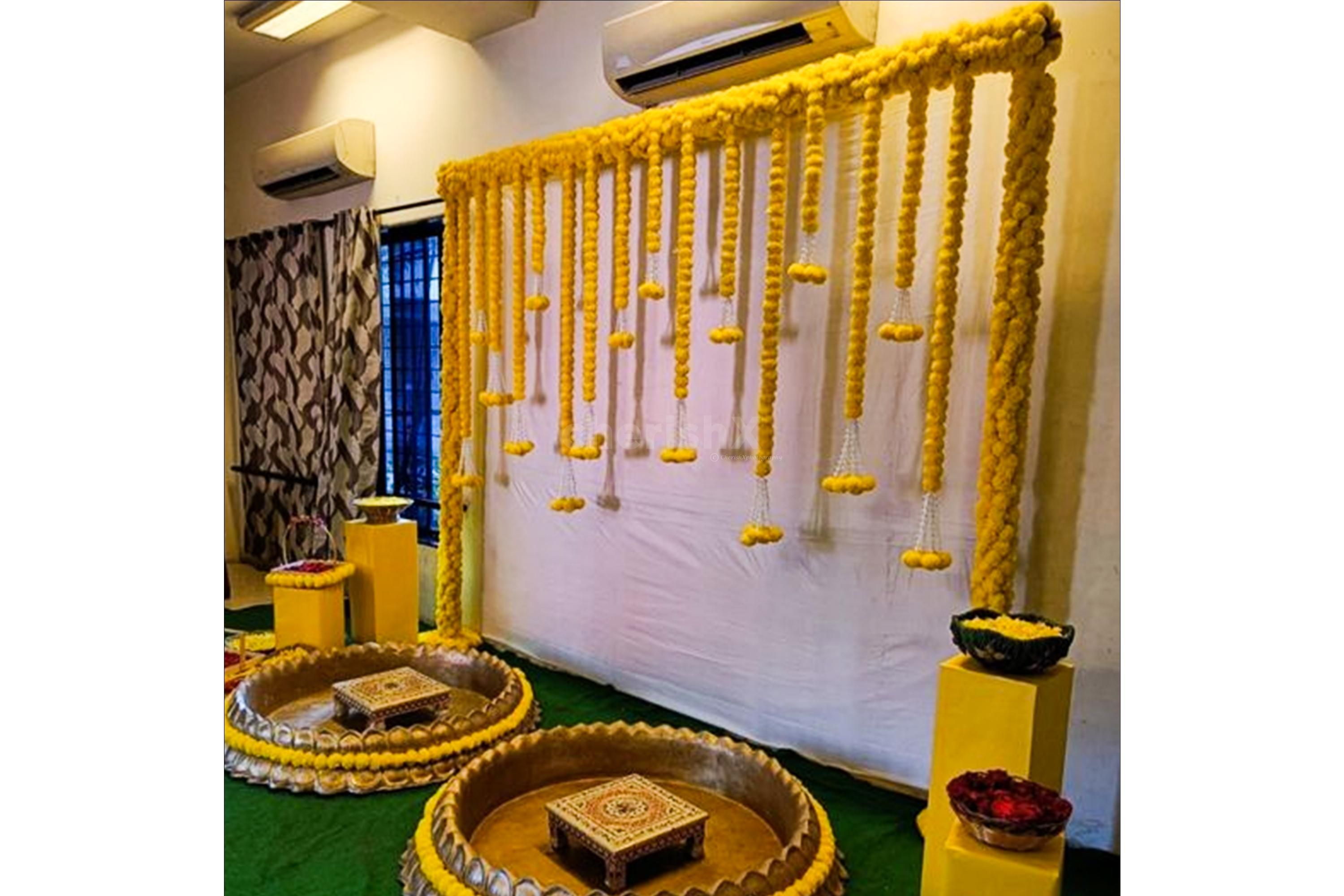 Urli Haldi Decor