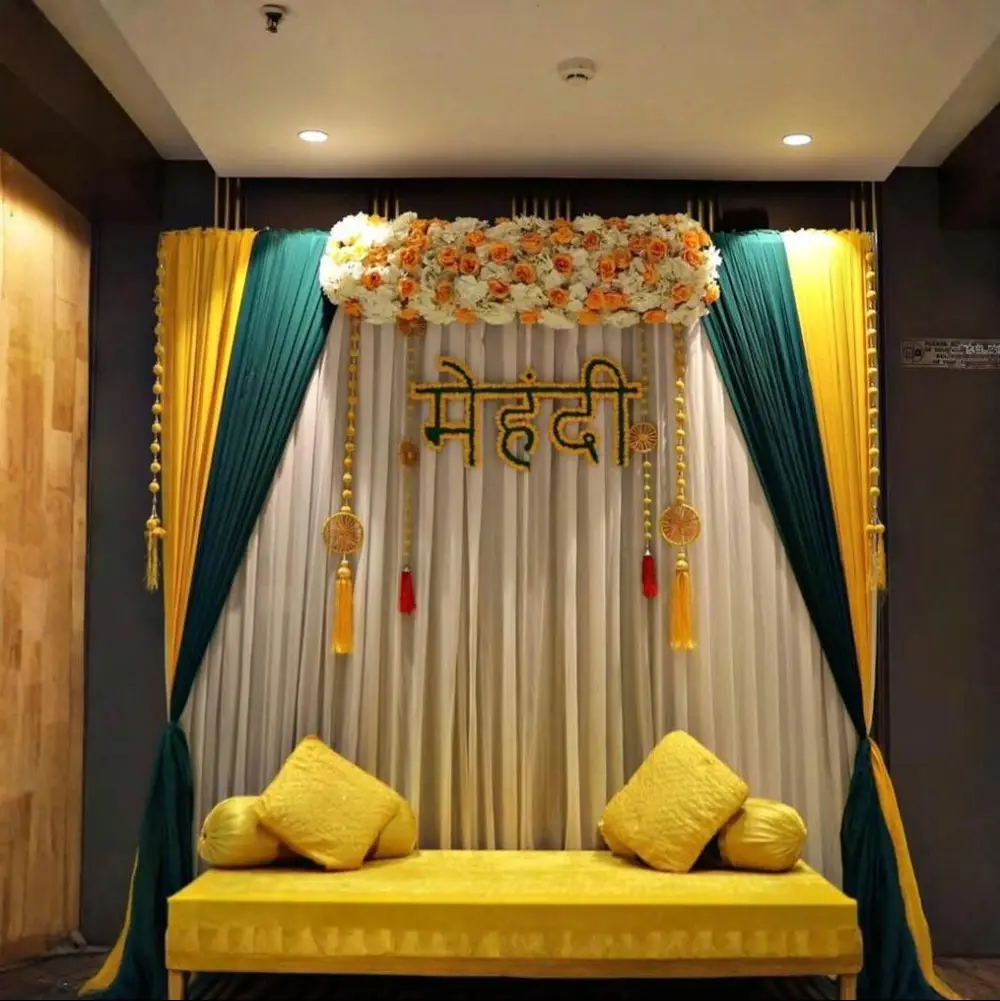 Vibe and Vows Mehndi Decoration