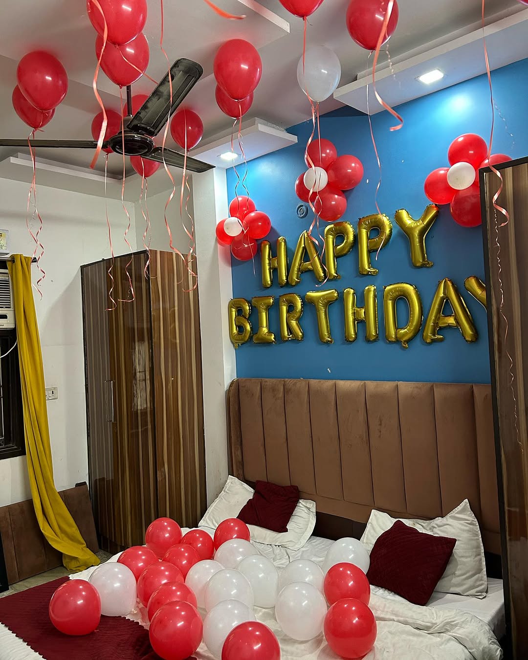 Romantic Red and White Birthday Room Décor