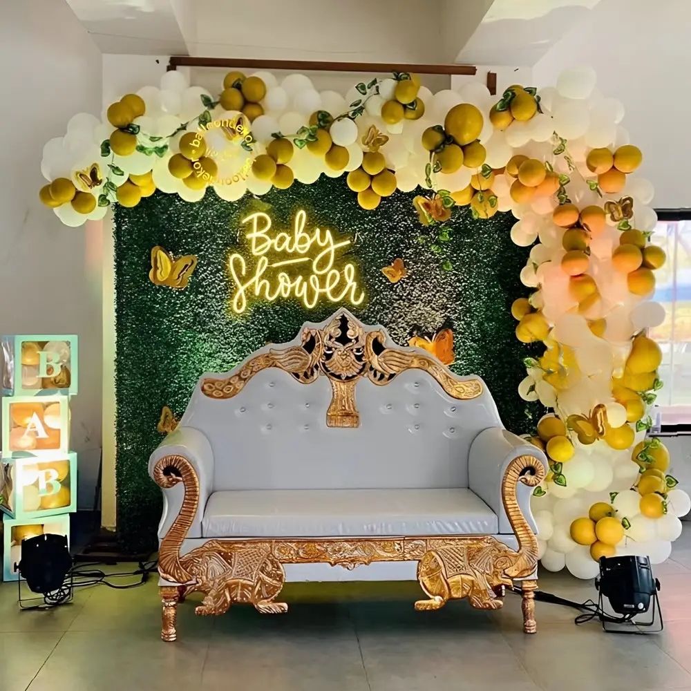 Elegant Nature Gold Shower