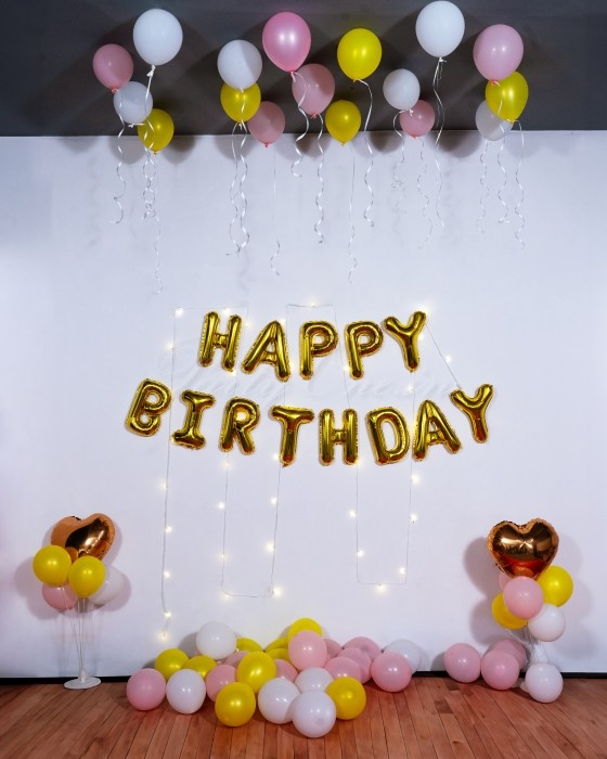 Elegant Glow Birthday Decor