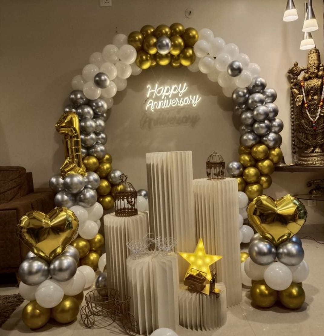 Royal Luxe Anniversary Arch Setup